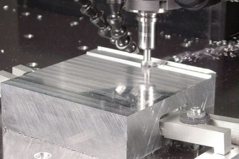 aluminum-cutting